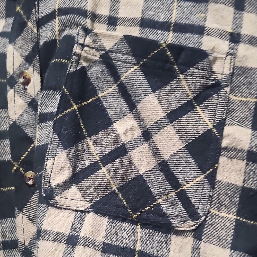 Ci Sono Black and Cream Cropped Plaid Top - Picture 4 of 5
